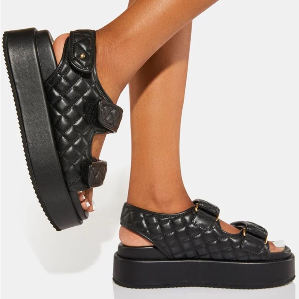 Buffalo Noa Quilt Platform Sandals in Black with Gold Hardware